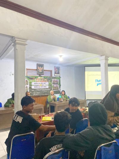 KKN 87 Adakan Sosialisasi Pelatihan Desain Grafis Dasar di Balai Desa Waluyo oleh Mahasiswa Veteran UPN Yogyakarta